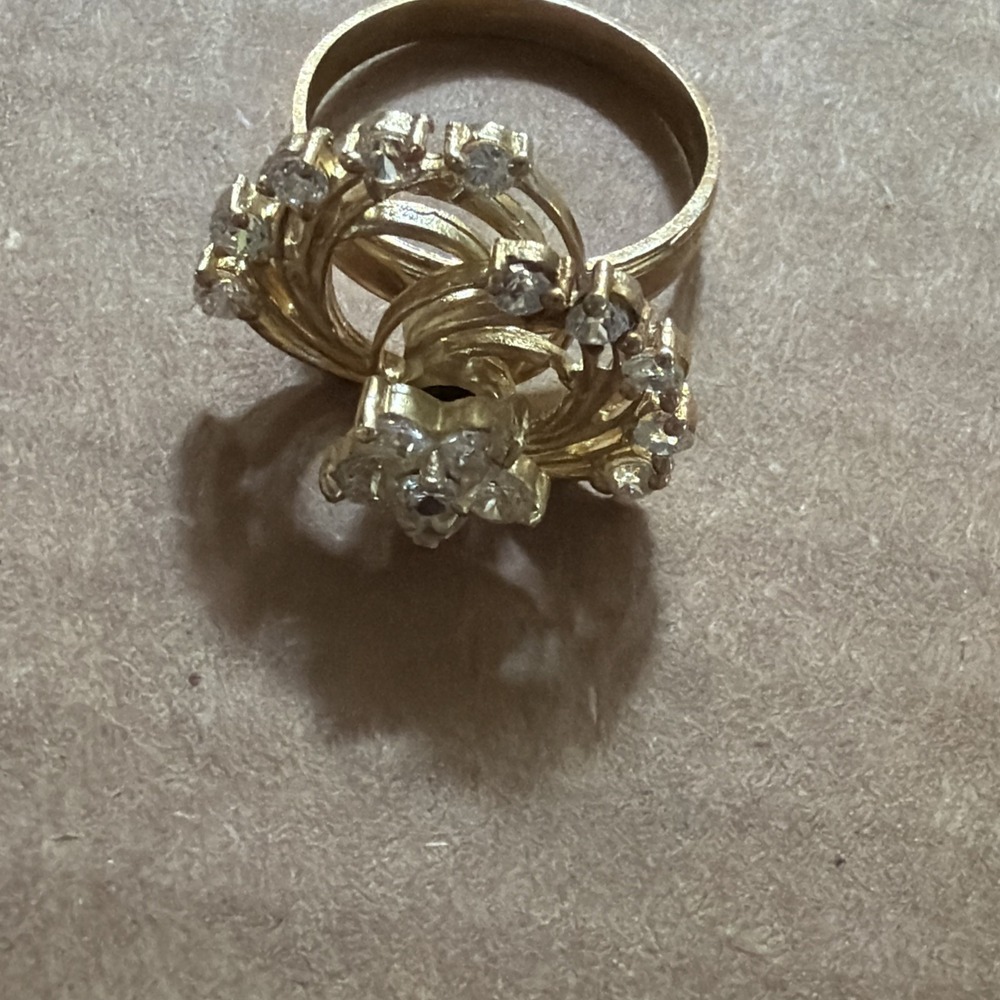 Gorgeous Estate 14k Yellow Gold & Natural White Diamonds Spinner Ring